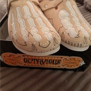 Octavious Marks Bandana Clogs